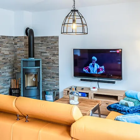 בית נופש Beautiful In With Sauna Jesendorf