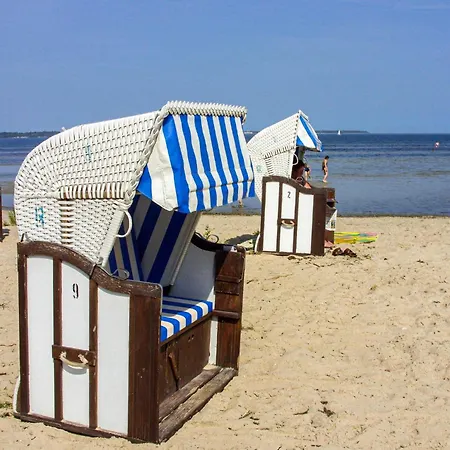 בית נופש Beautiful In With Sauna