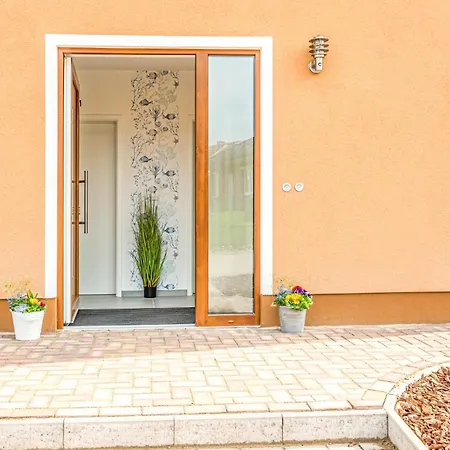 Beautiful In With Sauna בית נופש Jesendorf